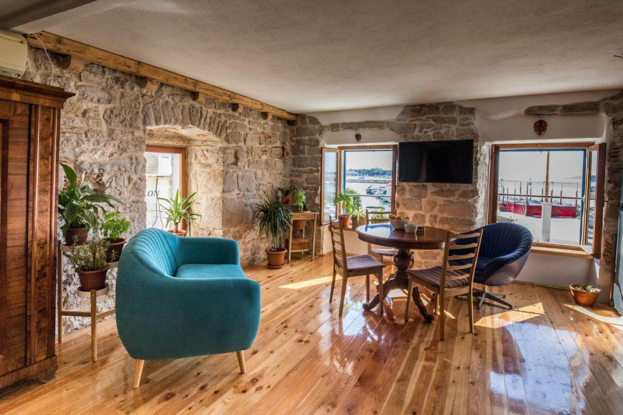 Appartamento Old House Vodice Esterno foto