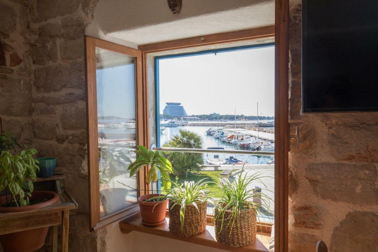 Appartamento Old House Vodice Esterno foto